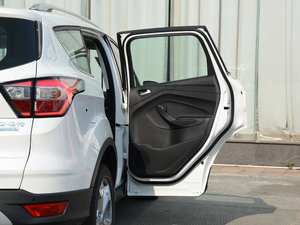 2018EcoBoost 180 (q)K g