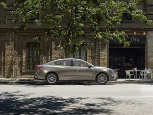 2019 EcoBoost 180Ԅhҫ V w^