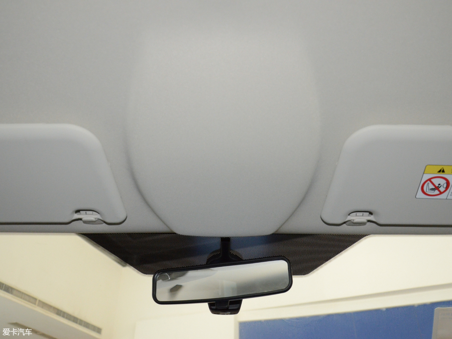 2018���˹ ���� 1.6L �ք����m�����а� �Ɏ�