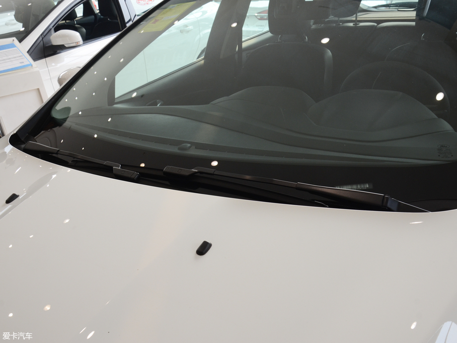 2018˹  EcoBoost 180ԄӾӢ Ɏ