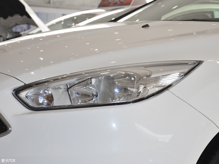 2018˹  EcoBoost 180ԄӾӢ Ɏ