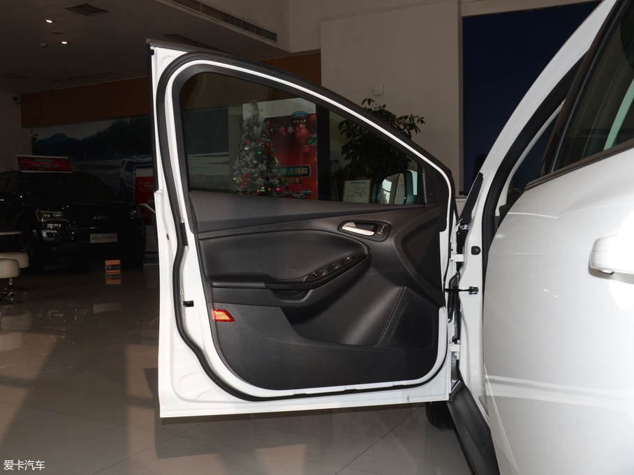 2018˹ (jng) EcoBoost 180Ԅ(dng)Ӣ Ɏ