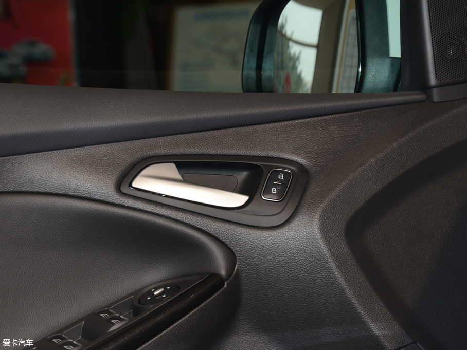 2018˹  EcoBoost 180ԄӾӢ Ɏ