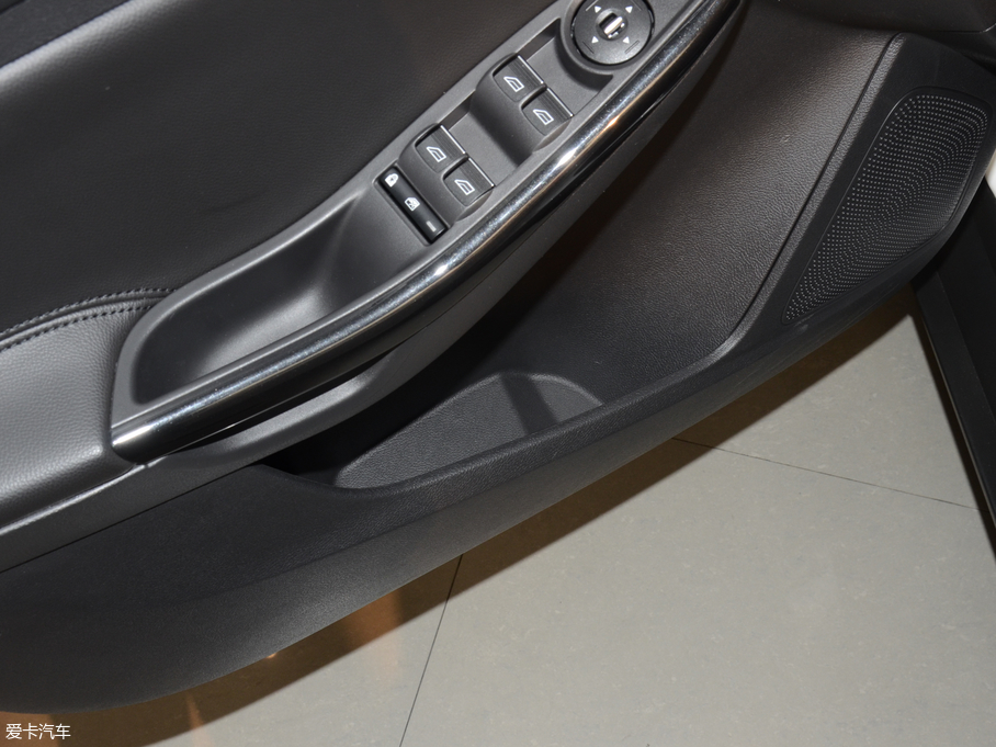 2018˹ (jng) EcoBoost 180Ԅ(dng)Ӣ Ɏ