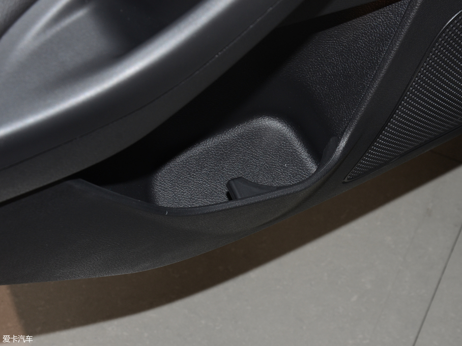 2018˹ (jng) EcoBoost 180ԄӾӢ Ɏ