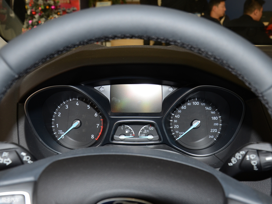 2018˹  EcoBoost 180ԄӾӢ Ɏ