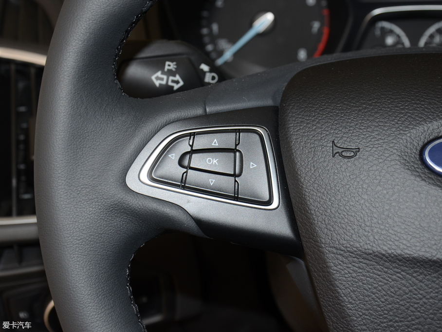 2018˹  EcoBoost 180ԄӾӢ Ɏ