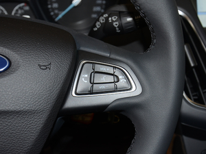 2018(jng) EcoBoost 180ԄӾӢ Ɏ п؅^(q)