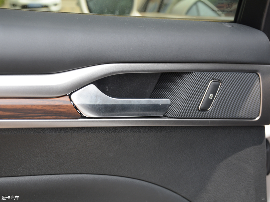 2018ɵϚWEnergi 2.0 PHEV Ş