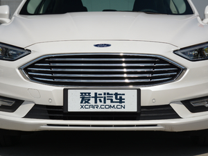2018款2.0 PHEV 智豪型 中网