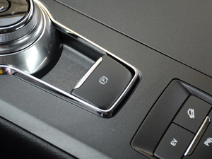 20182.0 PHEV Ǻ v܇Ƅ