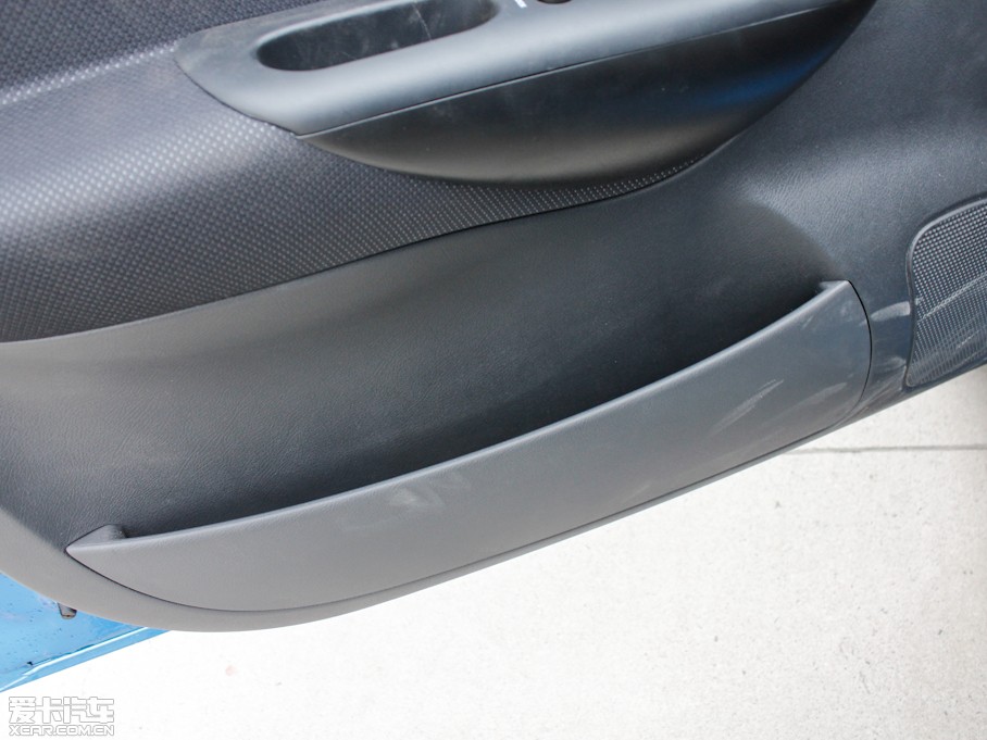 2012Y \Ӱ 1.2L (yu)Խ