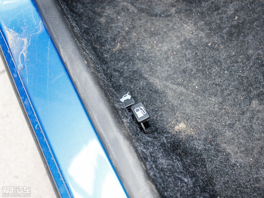 2012Y \Ӱ 1.2L Խ