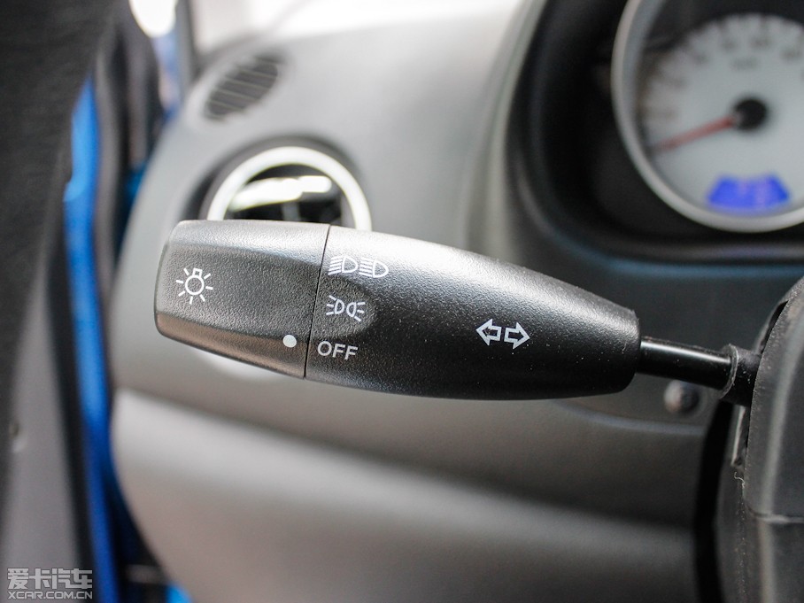 2012Y \Ӱ 1.2L Խ