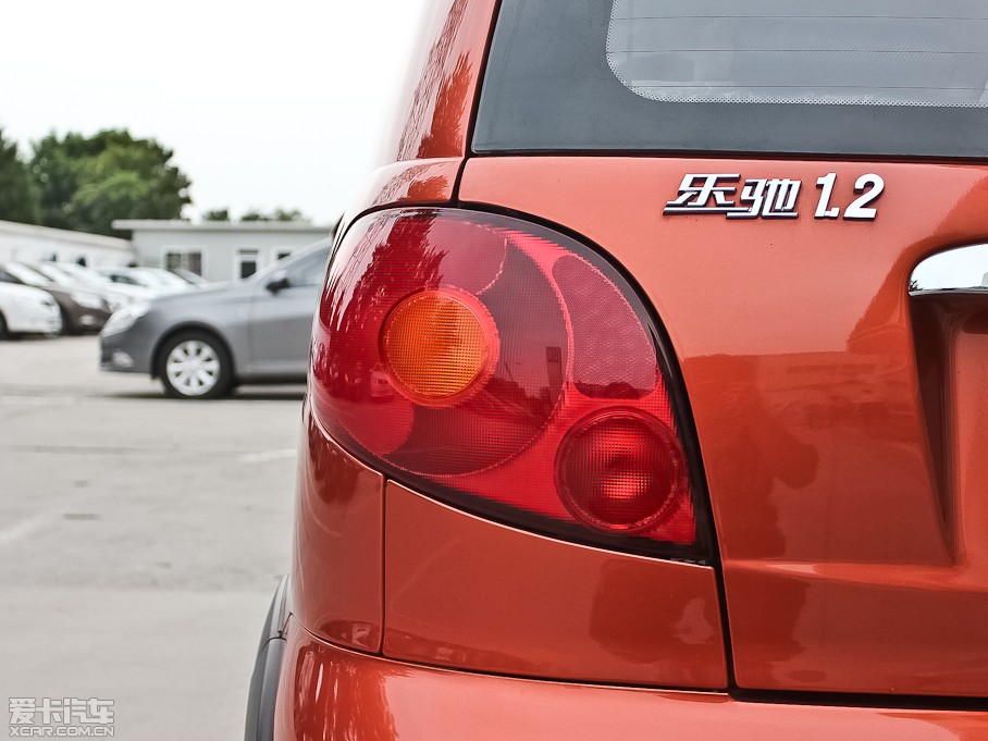 2012(l)Y \(yn)(dng) 1.2L r(sh)