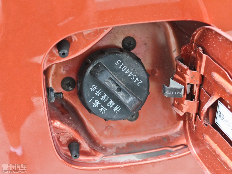 2012Y \(yn)(dng) 1.2L r(sh)