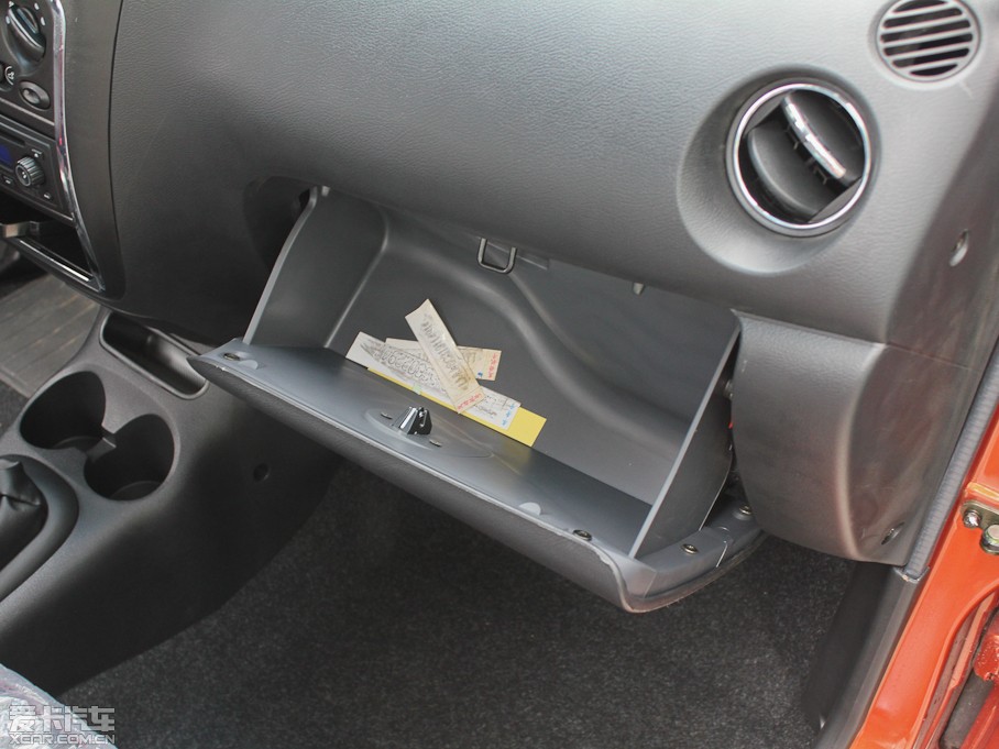 2012Y \(yn)Ӱ 1.2L r