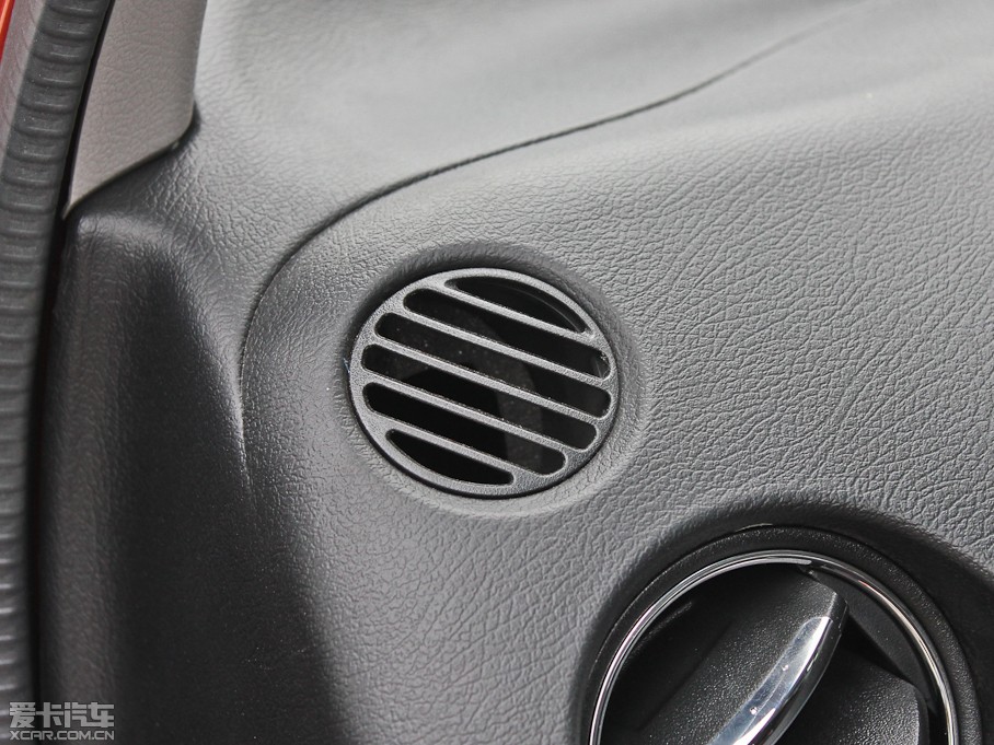 2012Y \(yn)(dng) 1.2L r(sh)