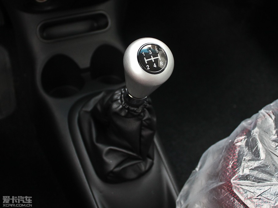 2012Y \(yn)(dng) 1.2L r(sh)