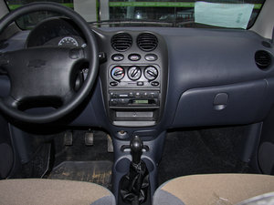 2012款1.0L P-TEC手动优越版 中控台