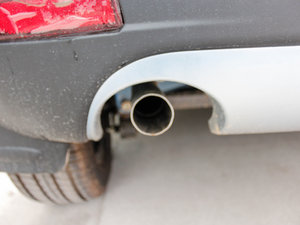 2012\Ӱ 1.2L (yu)Խ Ś