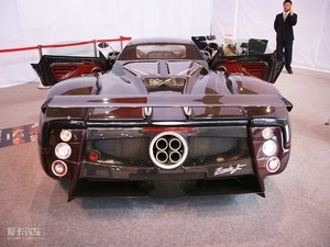2011��Zonda ���w���^