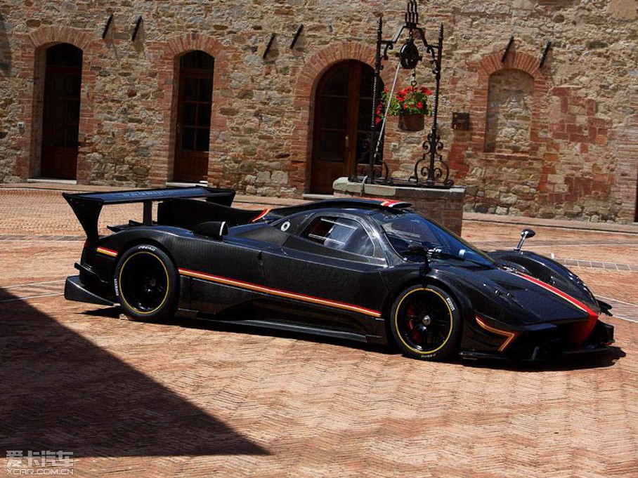 2013��Zonda Revolucion