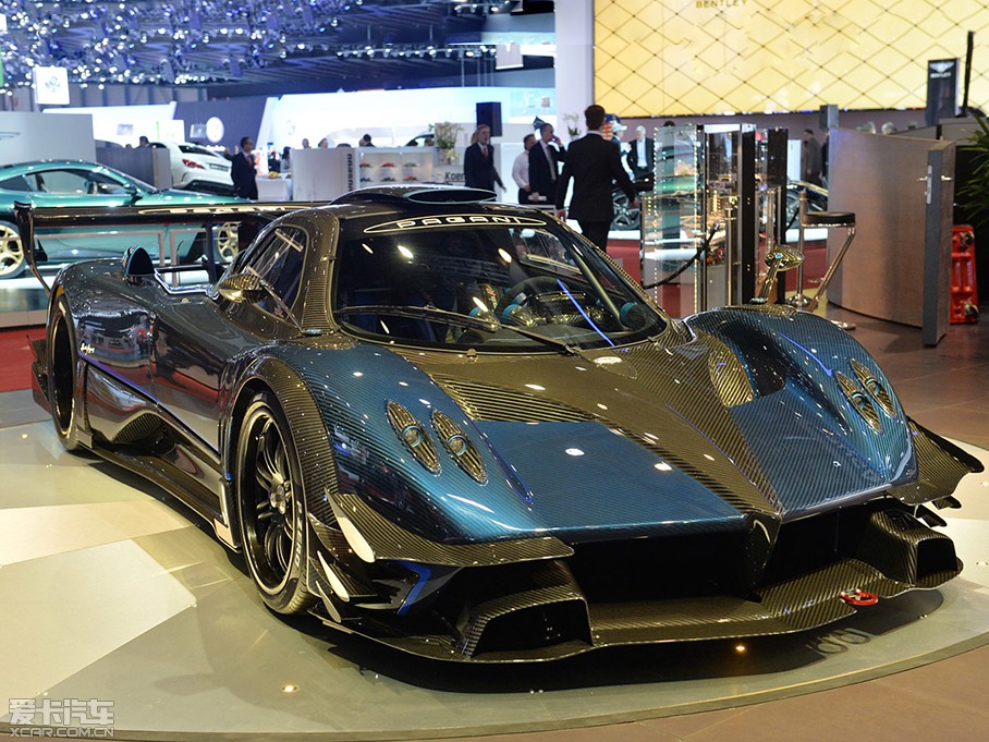 2013��Zonda Revolucion