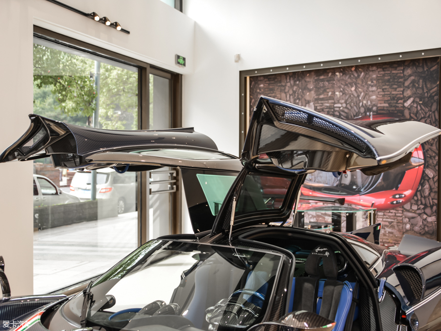 2016��Huayra Dinastia ������