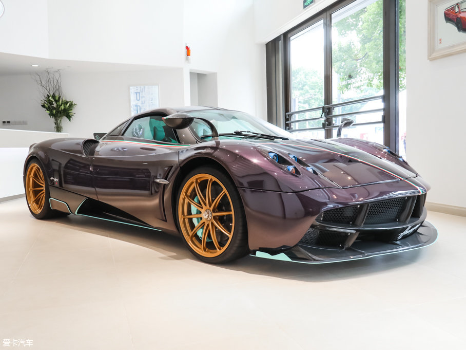 2016Huayra Dinastia ؄e