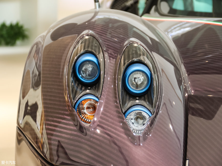 2016Huayra Dinastia ؄e