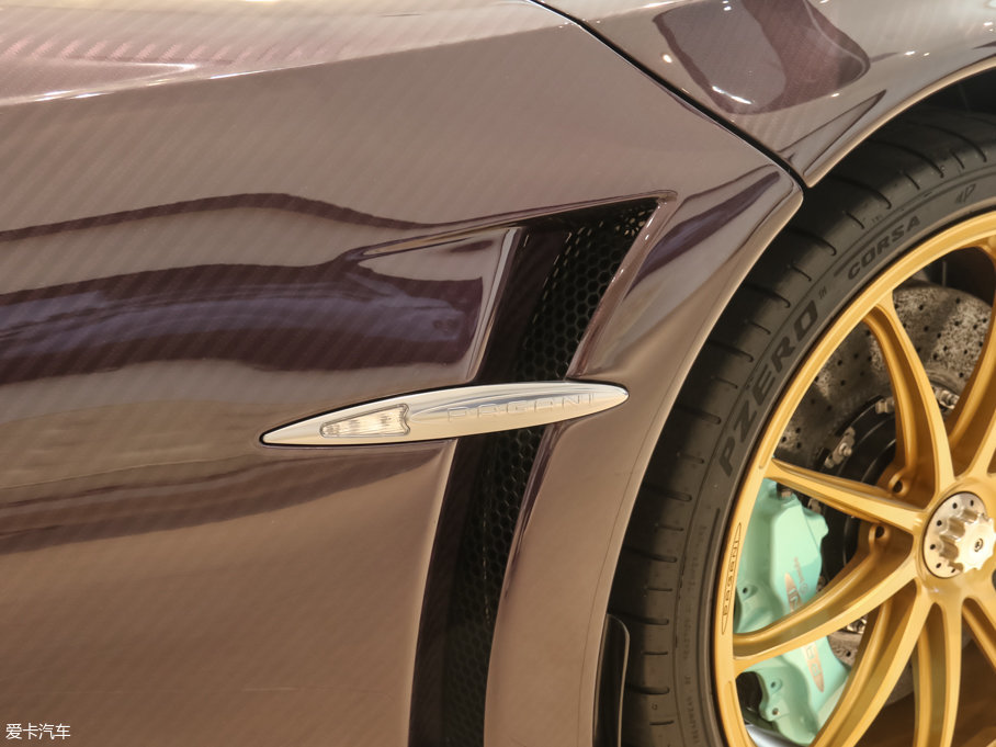 2016Huayra Dinastia ؄e