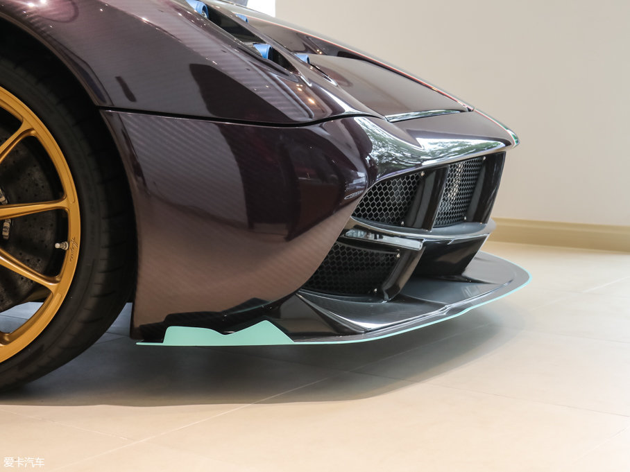 2016Huayra Dinastia ؄e