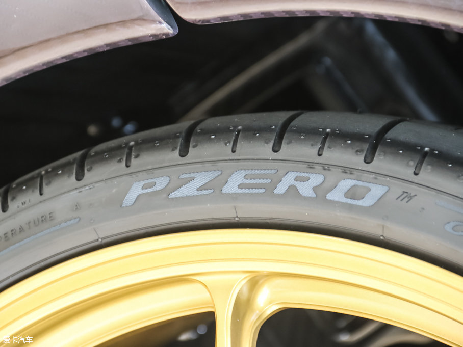 2016Huayra Dinastia ؄e