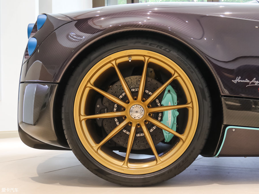 2016Huayra Dinastia ؄e