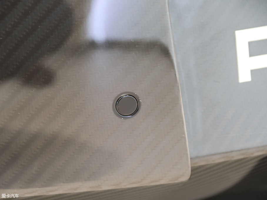 2016Huayra Dinastia ؄e