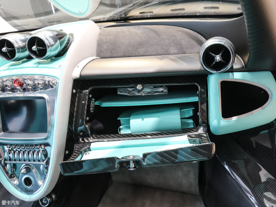 2016��Huayra Dinastia �؄e��