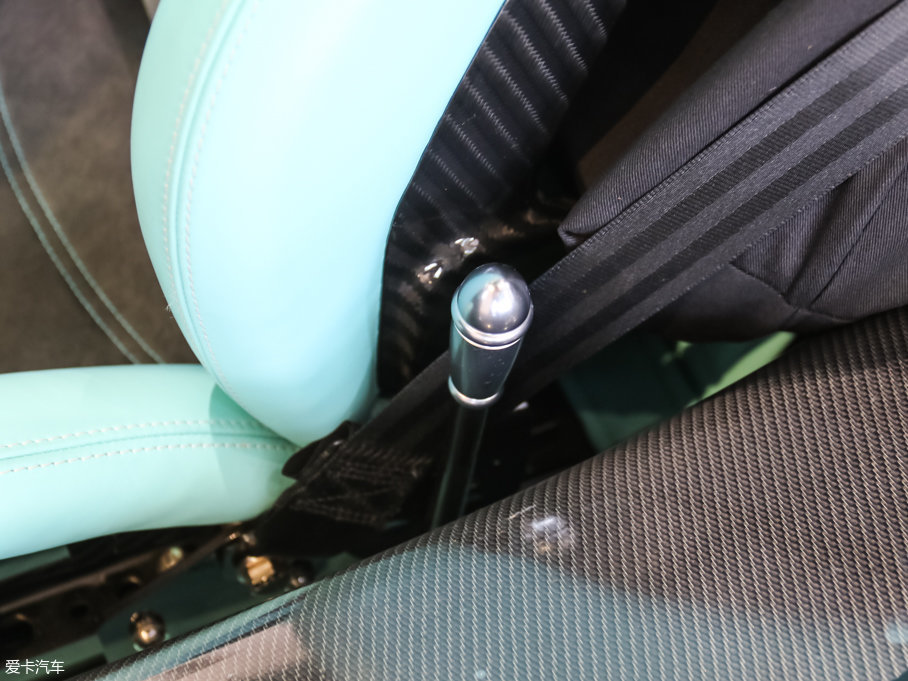 2016Huayra Dinastia ؄e