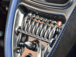 2016Dinastia  п؅^(q)