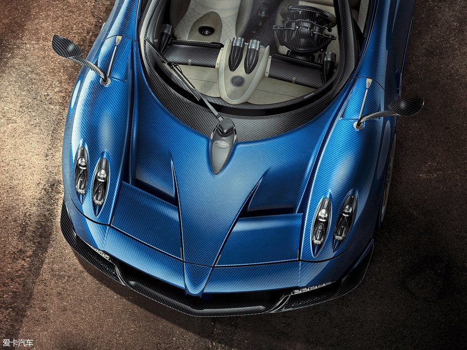 2017Huayra Roadster