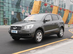 2012款1.8L 手动精英版 左前45度