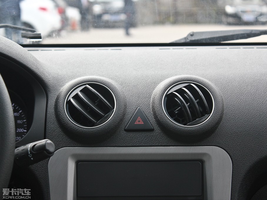 2011Ş 1.5L \(yn)(dng)