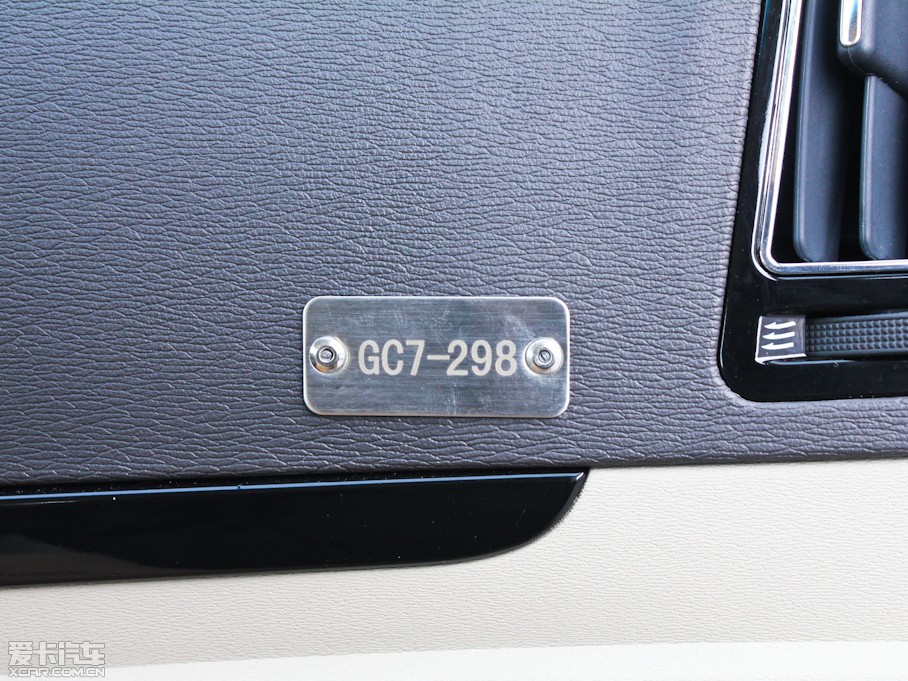 2012���GC7 1.8L �քӺ��A��