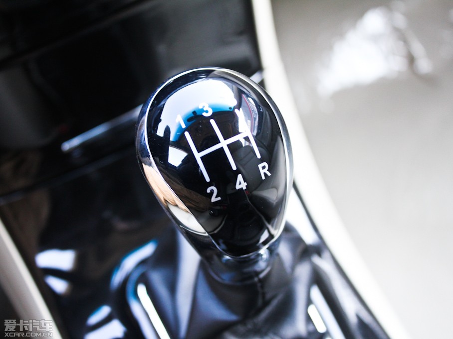 2012���GC7 1.8L �քӺ��A��