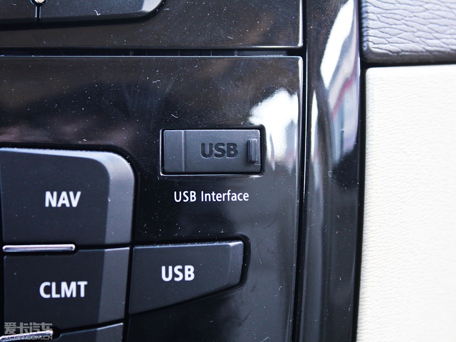 2012���GC7 1.8L �քӺ��A��