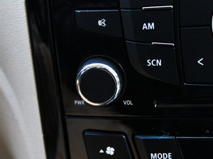 2012款1.8L 手动豪华版 中控区