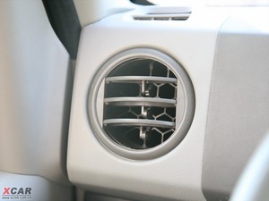 2009款1.0L 标准版 中控区