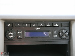 2009款1.0L 标准版 中控区