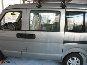 2009款1.0L 舒适版 细节外观