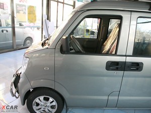 2009款1.0L 舒适版 细节外观
